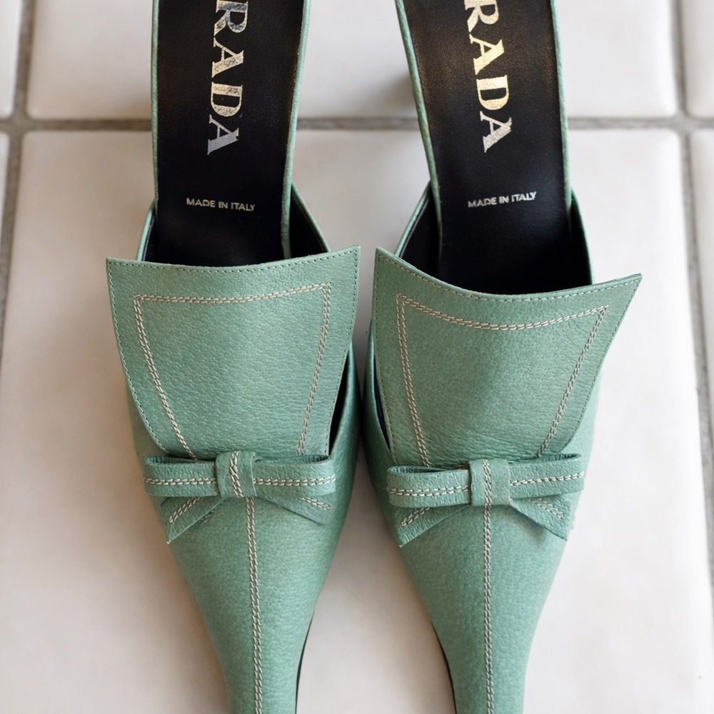 Rare Vintage Prada Sage Green Pointed Toe Mule Heels Bow Detail IT 36.5